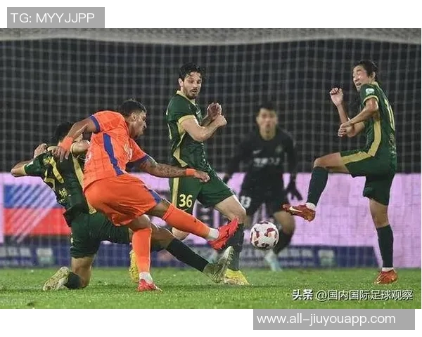 泰山队顽强追平浙江裁判VAR判罚引争议克雷桑点球成功助队逆转局势