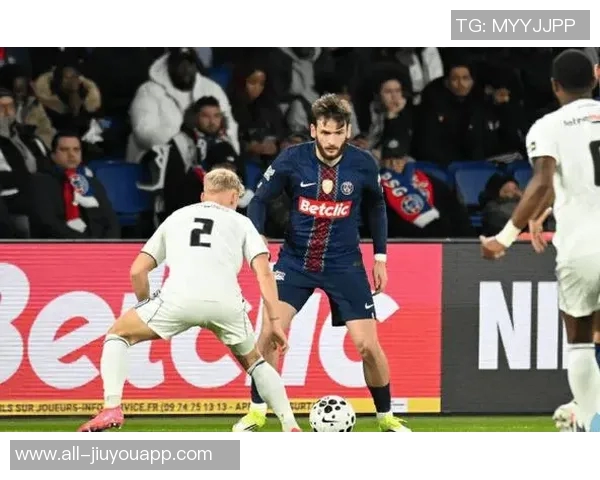 法国杯116决赛抽签结果揭晓巴黎圣日耳曼将迎战同城对手巴黎FC